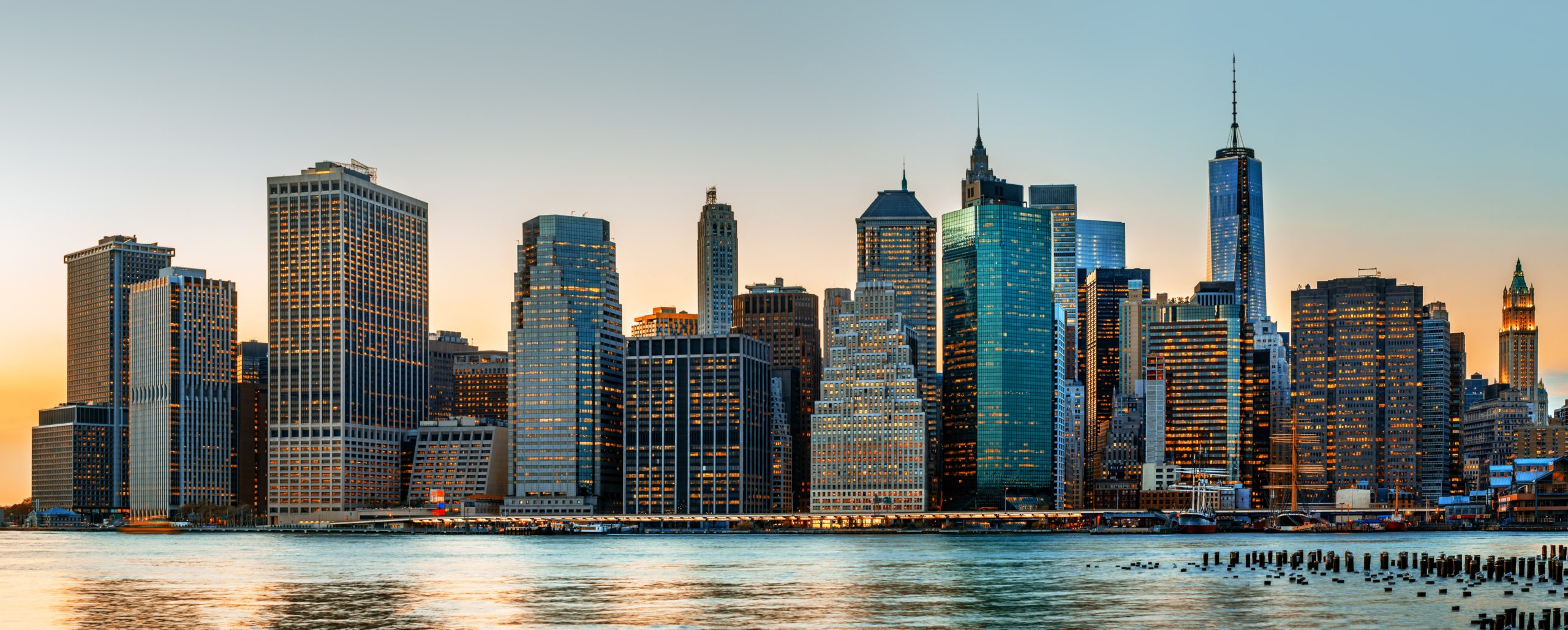 Manhattan. Evening New York City skyline 