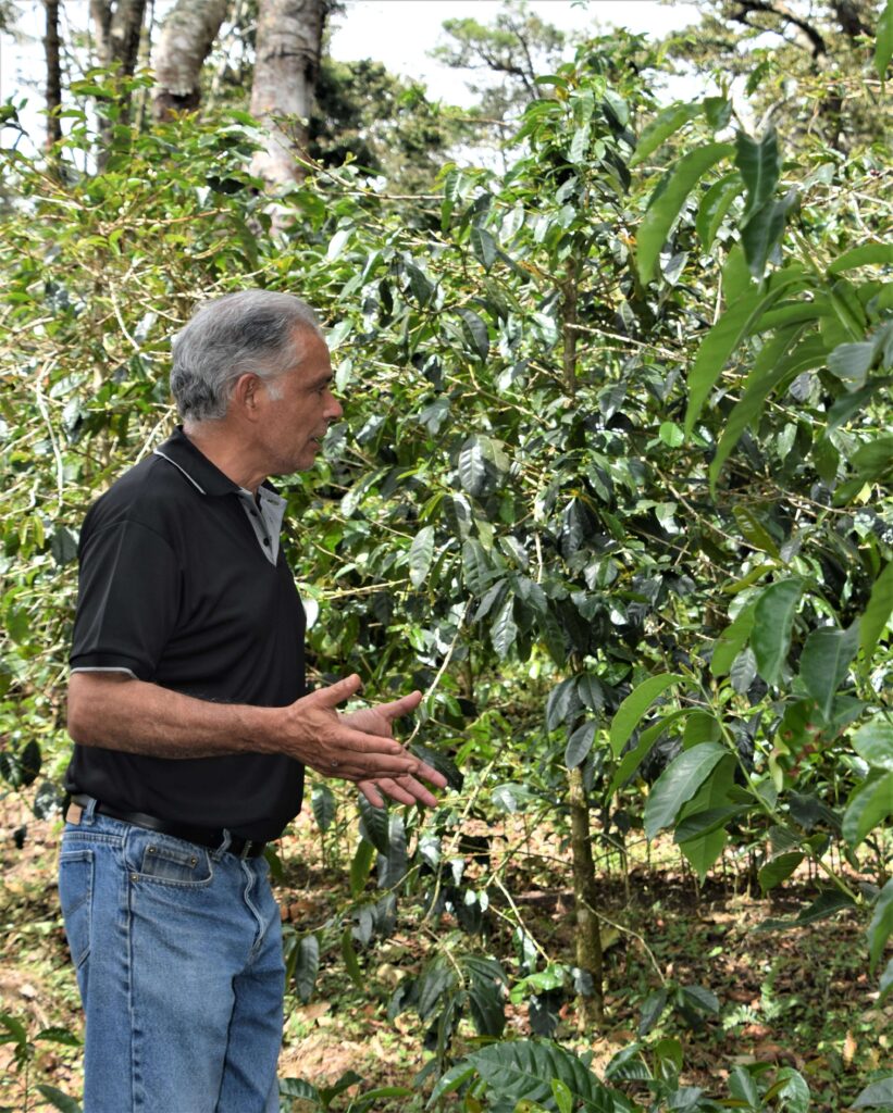 Andres Lopez - AgroNosotros Farm Manager